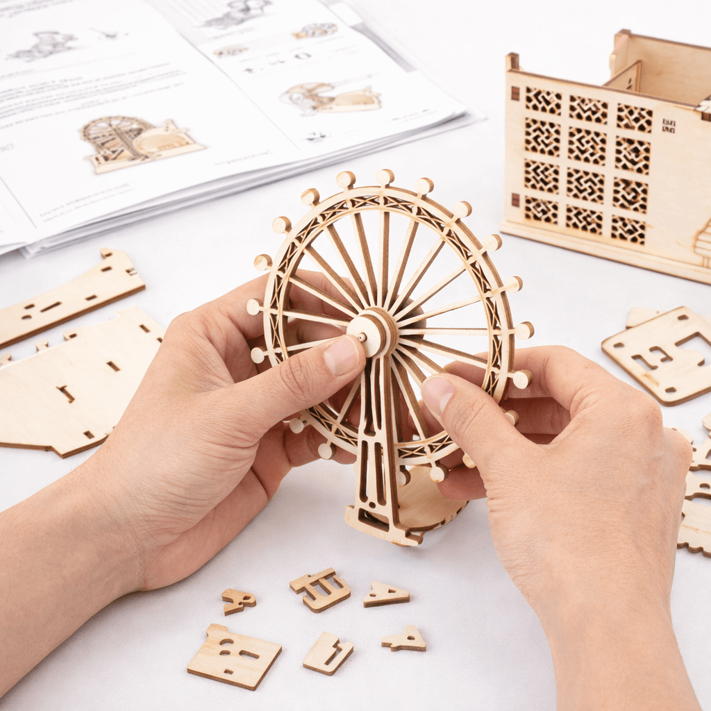 DIY Hand-Crank Ferris Wheel Music Box Pen Holder